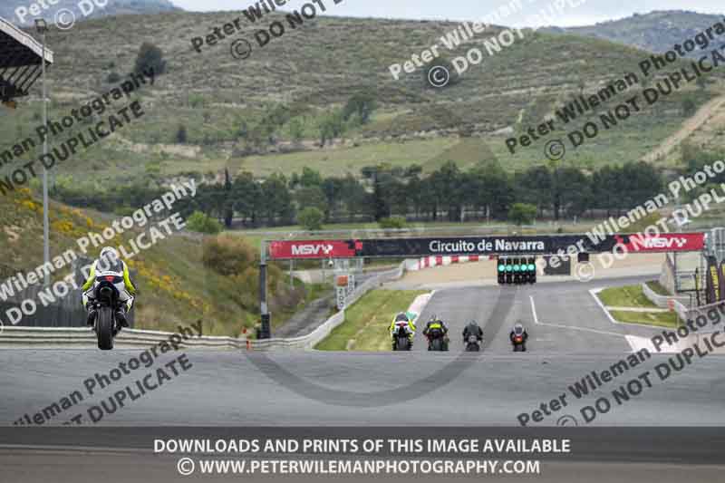 cadwell no limits trackday;cadwell park;cadwell park photographs;cadwell trackday photographs;enduro digital images;event digital images;eventdigitalimages;navarra;no limits trackdays;peter wileman photography;racing digital images;trackday digital images;trackday photos
